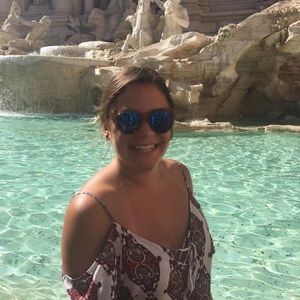 Meet your Posher, Samantha